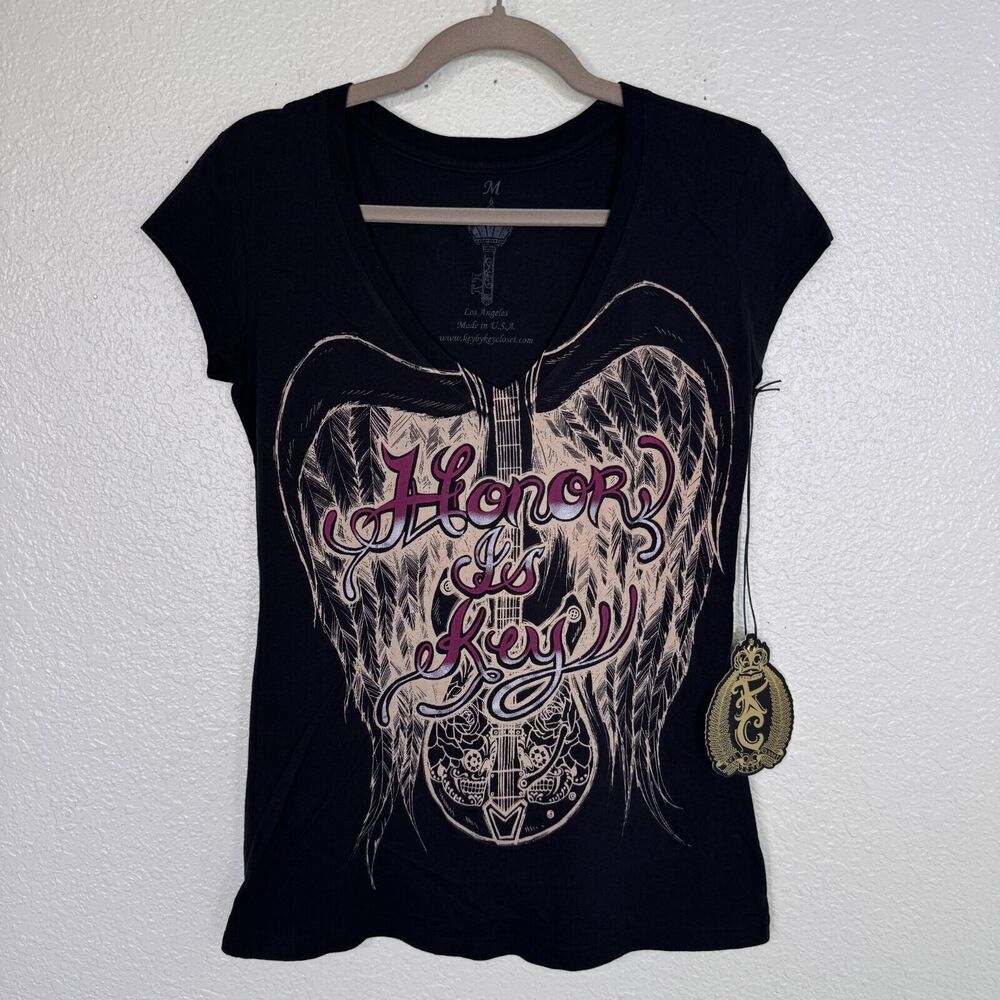Key Closet Top Women Medium Honor Is Key Guitar Angel Wings Graphic T Shirt Y2K